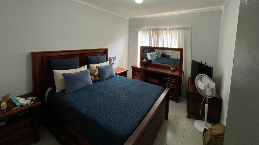2 Bedroom Property for Sale in Rustenburg Central North West